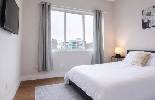 Stylish 2BR,1BAFree ParkingQueen Beds - Foto 3