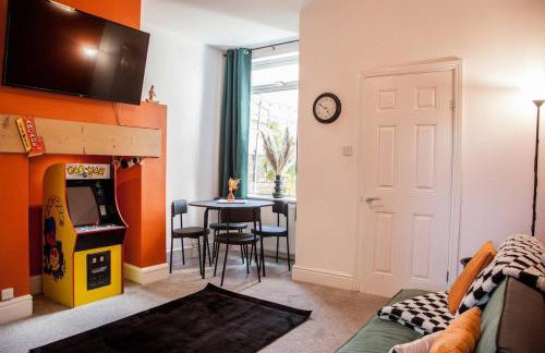 Manchester 3BR House Contractor Hospital Uni - Foto 2