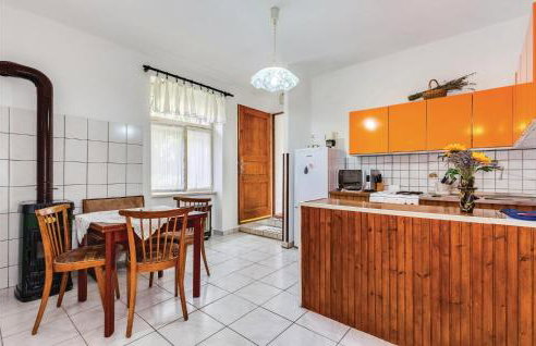 1 Bedroom Beautiful Apartment In Bakar - Photo 3