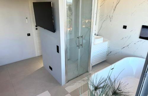 TOP 2 Bedrooms 2 Baths 2 WCs Terrasse Juan Les Pins - Photo 24