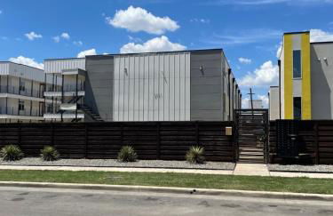 C&C Lofty East Dallas Apartment - Foto 23