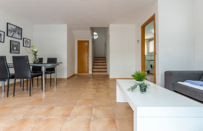 3 bedroom House in Salou with swimming pool and garden - Photo 5