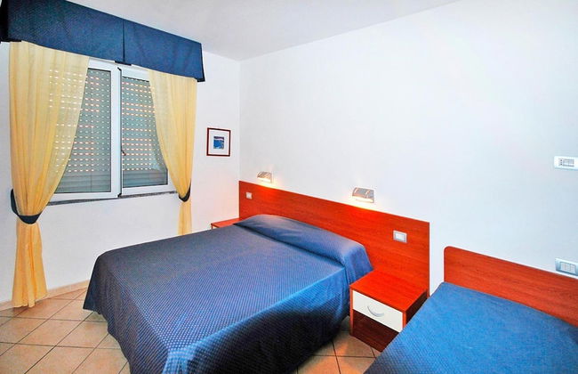 Holiday Flat in Pretty Residence With Communal Pool in Pietra Ligure - Foto 3