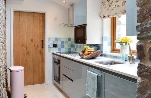 Bramble Cottage Mountain Retreat - Photo 9