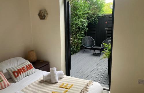 The Salt Box- Lovely refurbished annexe, free parking, walk to Porth beach. - Foto 17