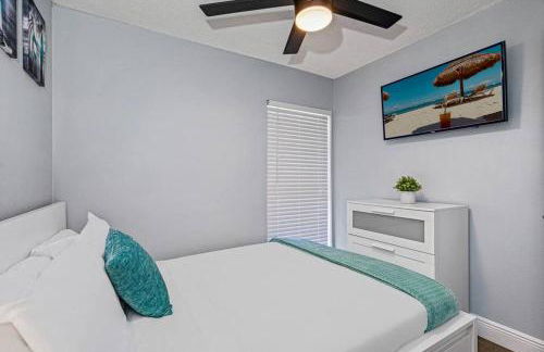 Stunning Heated Pool House Close to Tampa & Casino - Foto 29