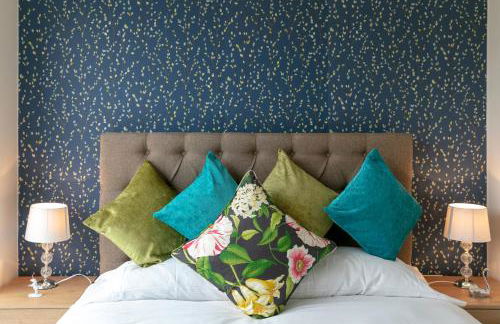 Modern & Exquisite Trumpington Townhouse with Parking & 5 mins to Papworth hospital - Foto 16