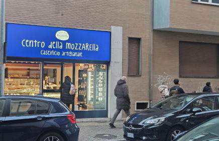 South Milan Family & Business home - Photo 37