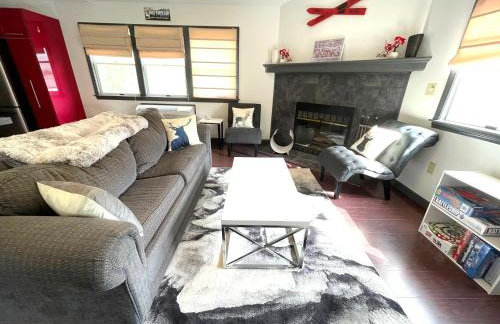 Gorgeous Ski On/Off 2 BR Sleeps 8 Jiminy-Must See Luxury - Foto 10