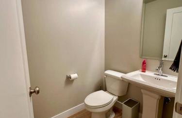 Newly Built Chic Utah Valley Gem l Theo - Foto 13