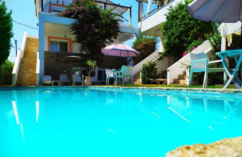 Irene's Maisonette at Rafaella Resort - Foto 2