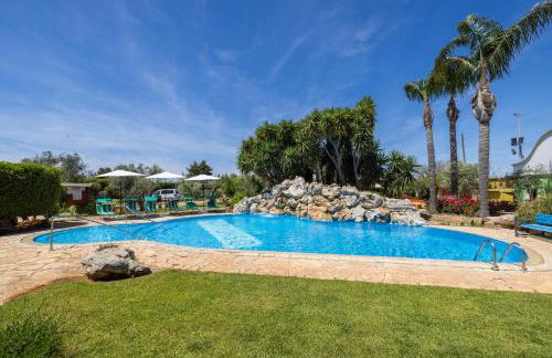 Villa Vacanze Paradiso - Oasi di Tranquillità con Piscina e Giardino a 10 min dal mare - Foto 32