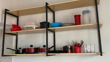 Kitnet com cozinha e ventilador - 2 andar - Foto 3