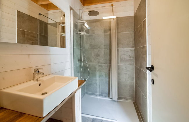 Idyllic Chalet in Biron with 2 Hot Tubs & Sauna - Photo 21