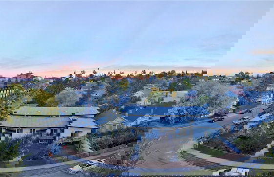 Monki Di Executive Suites - GLAS - Luxury Inner City Home 3 min to Downtown w Private Rooftop Patio Fireplace - Foto 21