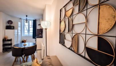 L'Art Déco 3 étoiles Wifi, Netflix, Disney, Coeur de Bastide - Photo 3