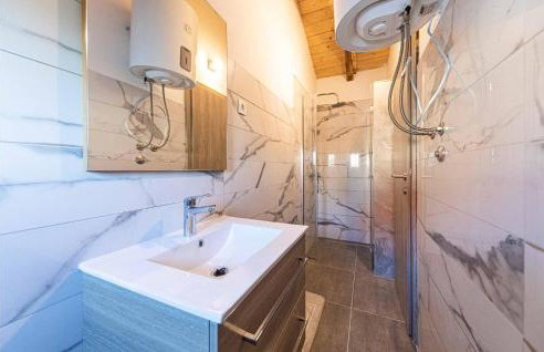 Cozy Home In Ugljane With Wifi - Foto 32