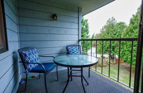 Cedar Haven Unit 202 by Simple Life Rentals - Photo 4