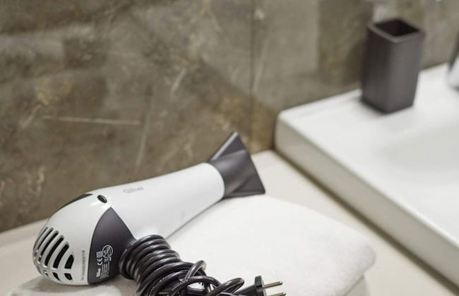 Metro Imielin 8th Floor Apartment - Photo 17