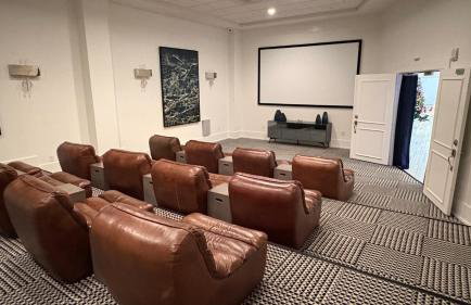 Relaxing Pool-View 1BR Near Top Houston Spots - Foto 18