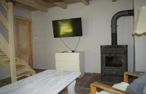 Domek nad rzeką Słupią z jacuzzi - Foto 9