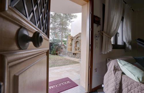 ASLANIS SOUROTI Family Home - Photo 12