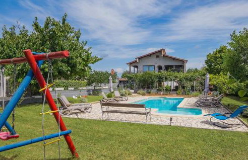 Awesome Apartment In Micetici With Wifi - Foto 2