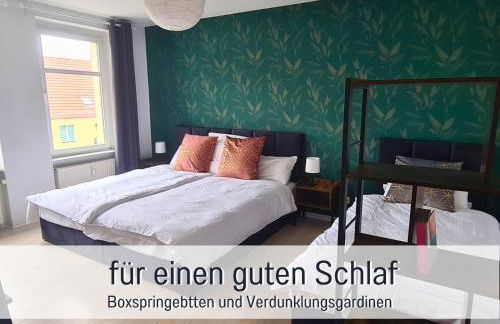 Stadtapartment by LivE it - voll ausgestattete Küche, SmartTV, Waschtrockner, 1-5 Pers - Foto 2