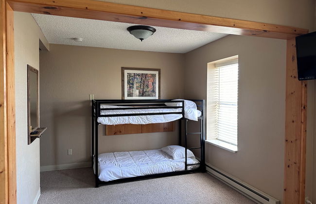 Slopeside - Photo 12