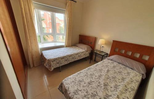 Spacious apart. for 6 pers. AC, UK TV, 600MB WiFi - Foto 11