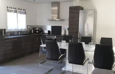 A 700m de la plage,villa FAMIGLIA avec piscine - Foto 9