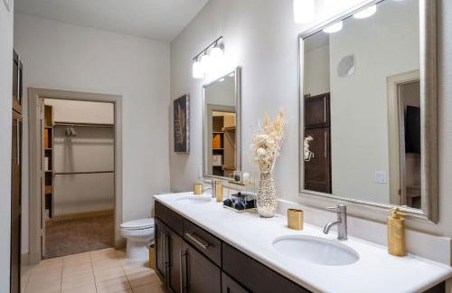 A Touch of Class - Foto 29