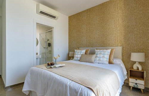 Living4malaga Seafront Duplex - Photo 25