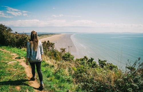 Brofallen - spacious holiday cottage with sea views and enclosed garden - Photo 26
