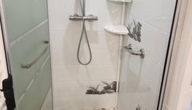 domette - Photo 4, Shower