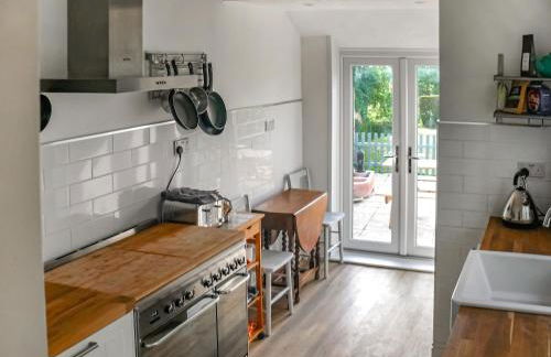 Longford Cottage - Photo 4