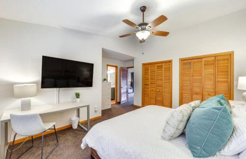 Sugar Mountain Chalet with Hot Tub and Ski Shuttle! - Foto 19