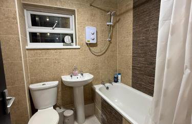 Sofi's Stay, Cosy 3 bed house, 5 mins Walk to Leeds City Centre - Foto 15