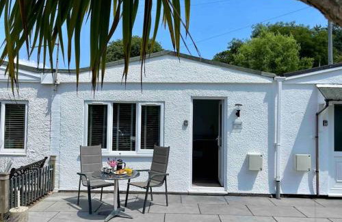 Little Greenway Holiday Bungalow - Photo 13