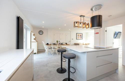 Modern 5-Bed Home EV City Centre 10 min - Foto 43