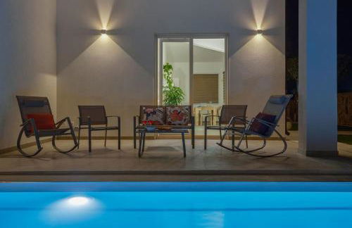 Villa Shamsi - heated pool and beach at 70mt - Foto 1