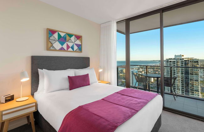 Avani Broadbeach Residences - Photo 16