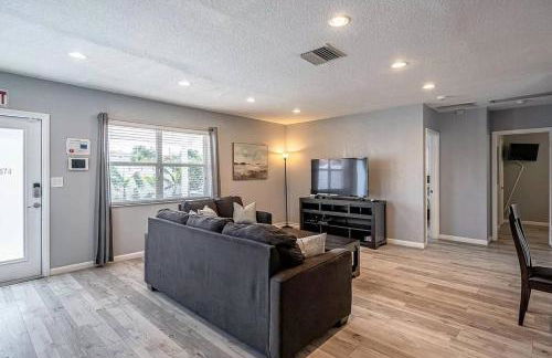 Private Luxe Pool Club Heated Spa - Foto 17