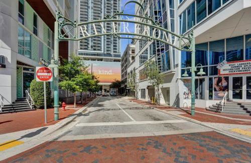 Rustic Retreats Spacious 1BR For 4 guests In The Heart of Fort Lauderdale - Foto 28