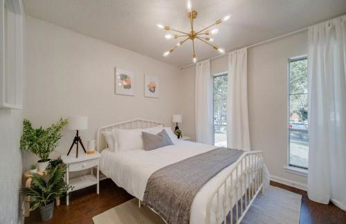 Stunning 4BR 2BA Hot Tub Cozy Holiday Home in Plano - Foto 17