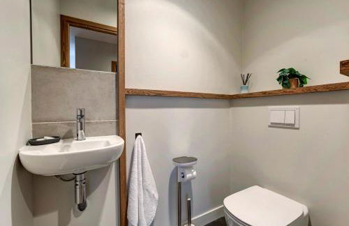 White Pearl Apartments - Photo 69