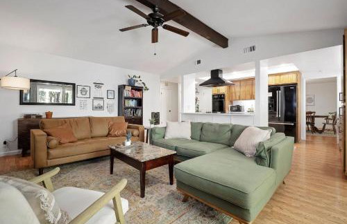 Home in the Pines - Apple Hill - Dog Friendly - Snow Nearby - Foto 1