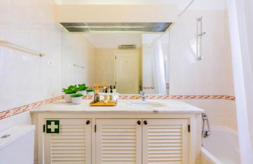 Albufeira Family Holidays with Pool View - Foto 14