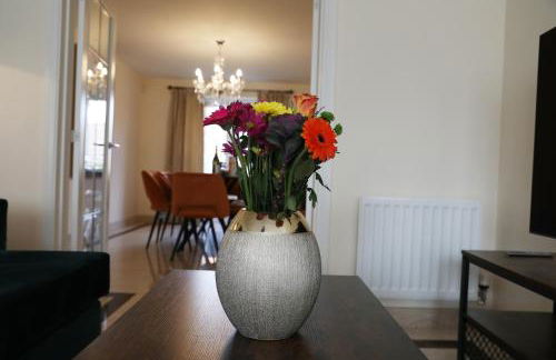 Spacious home with office and double driveway & FREE Wifi By ULTIMATE HOMES AWAY - Foto 31