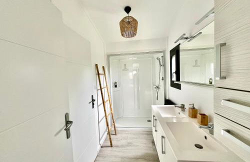 NUIKI Lodges - Gites - Foto 76